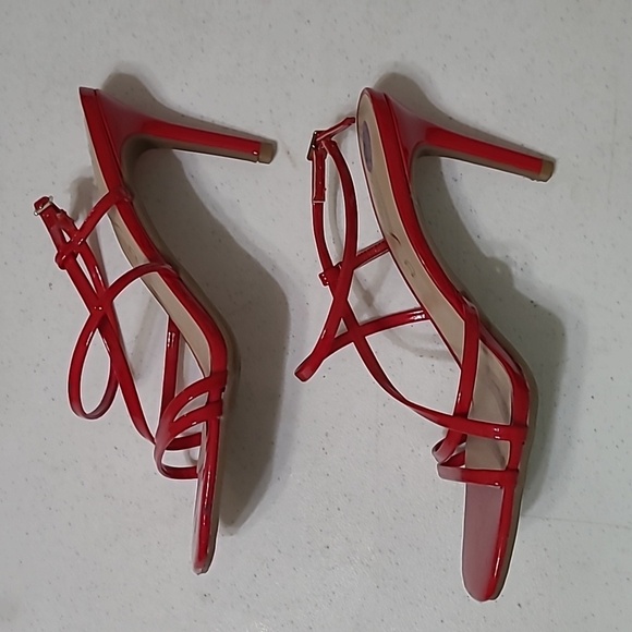 Unisa Candy Apple Red Strappy Heels with Square Toe size 8.5 - Picture 3 of 9